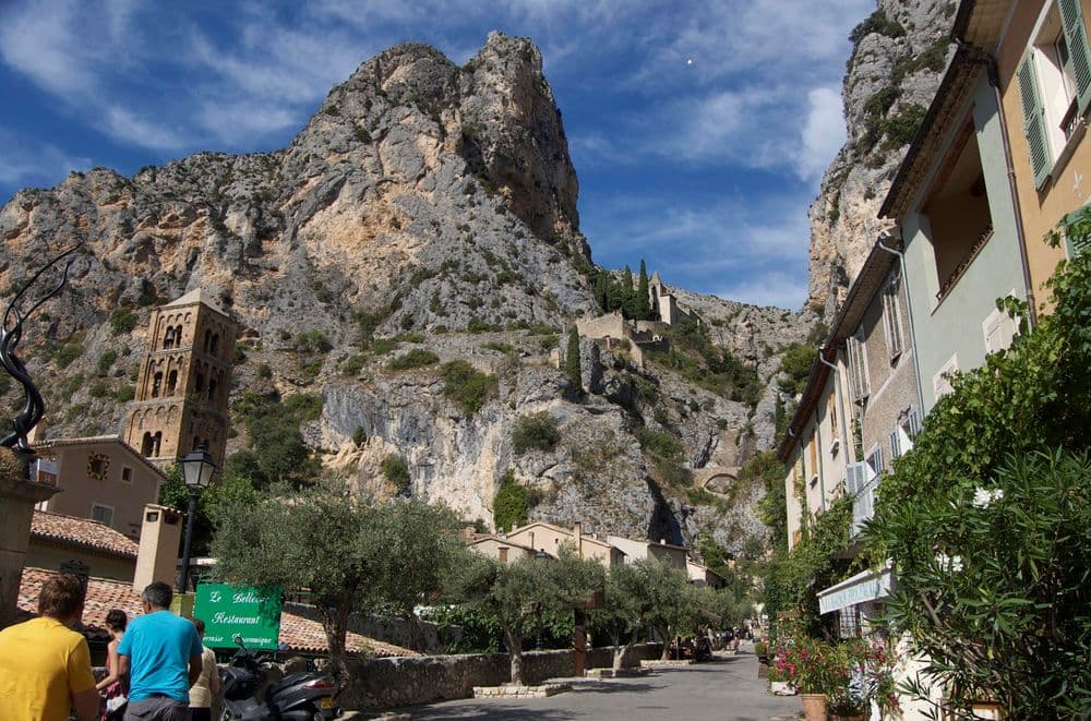 04_Moustiers-Sainte-MarieWikicommons Jfdo.jpg