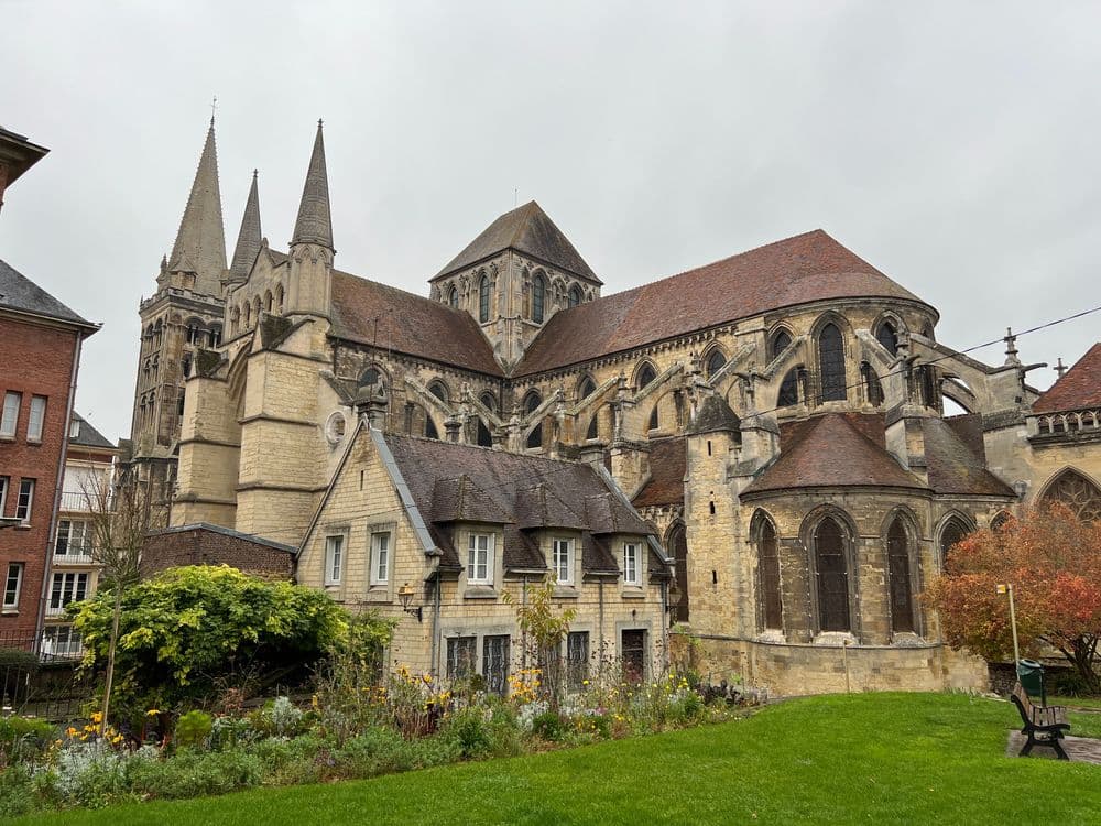 14100 Cathédrale_Saint_Pierre_-_Lisieux_(FR14)_-_2021-11-12_-_3 WIKI Chabe01.jpg