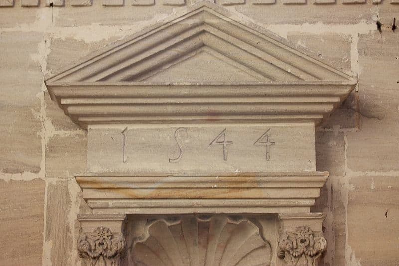 14400 Bayeux St Patrice Creative commons.jpg