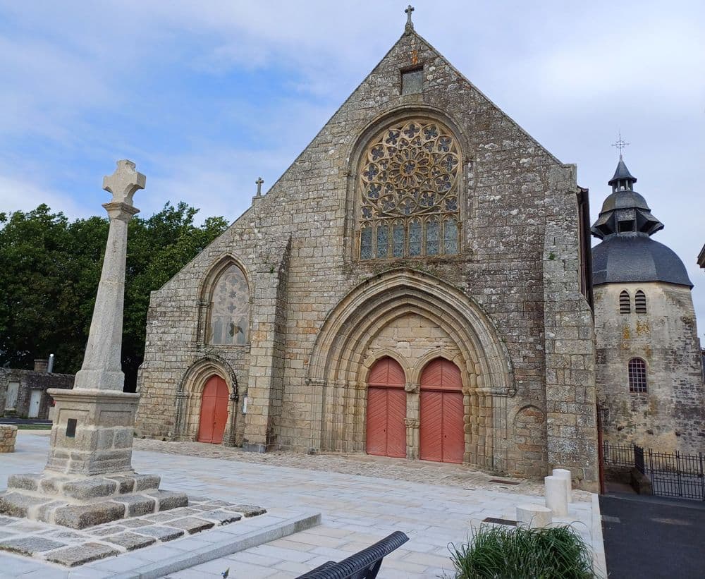 29120 PONT LABBE façade NDC 01-09-24 rognée 2.jpg