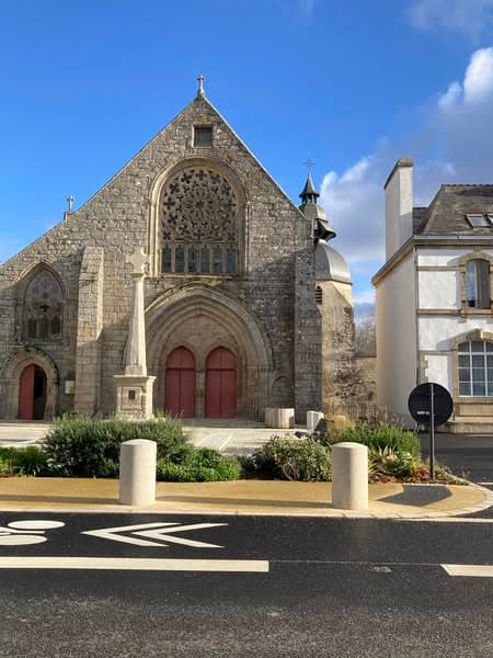 29120 PONT LABBE place des Carmes dec 2024 - Copie.jpg