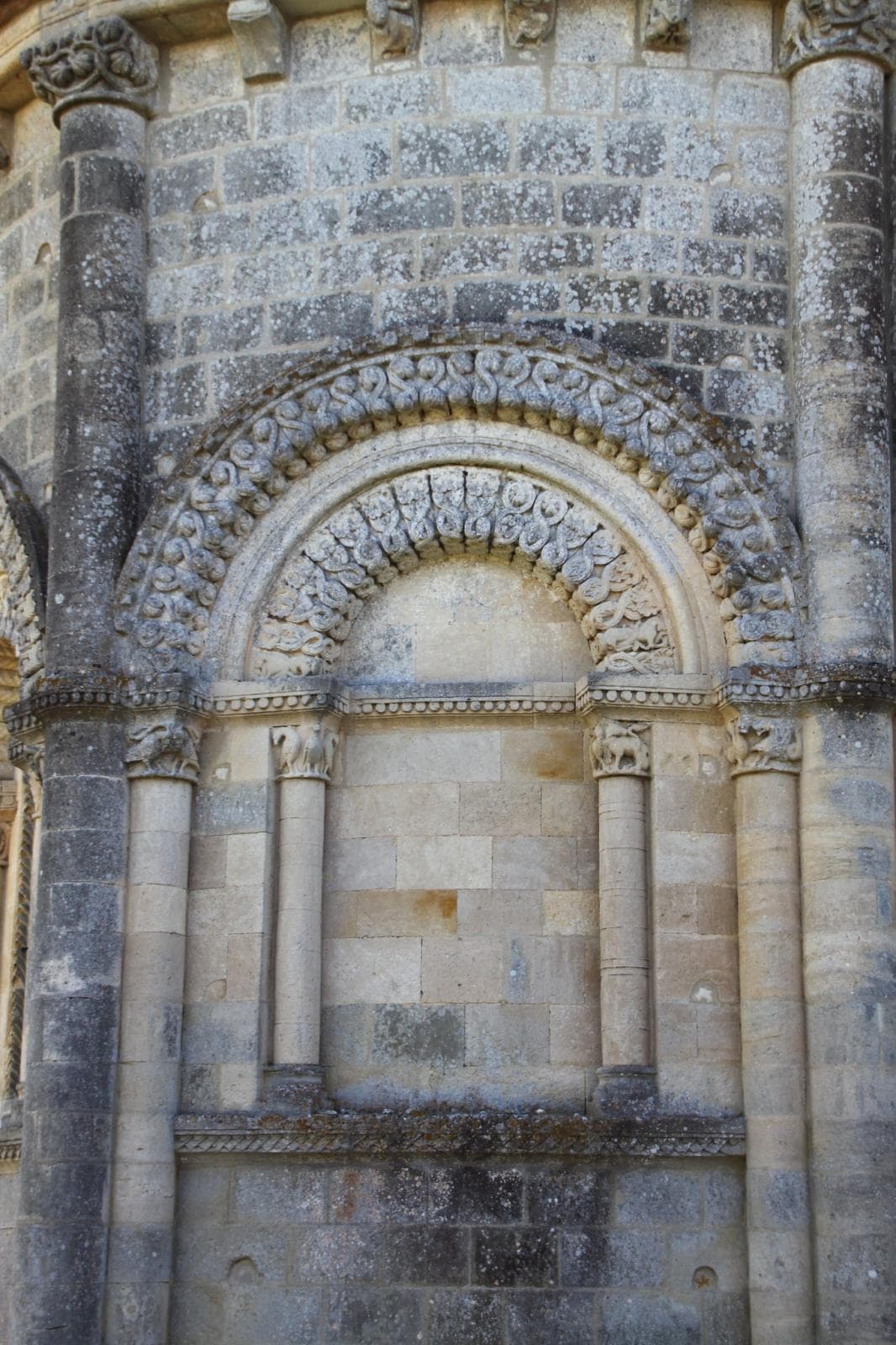 Matha - Abbatiale Saint-Pierre de Marestay