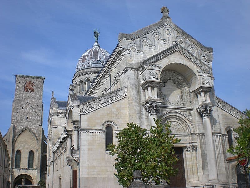 TOURS - Basilique Saint-Martin