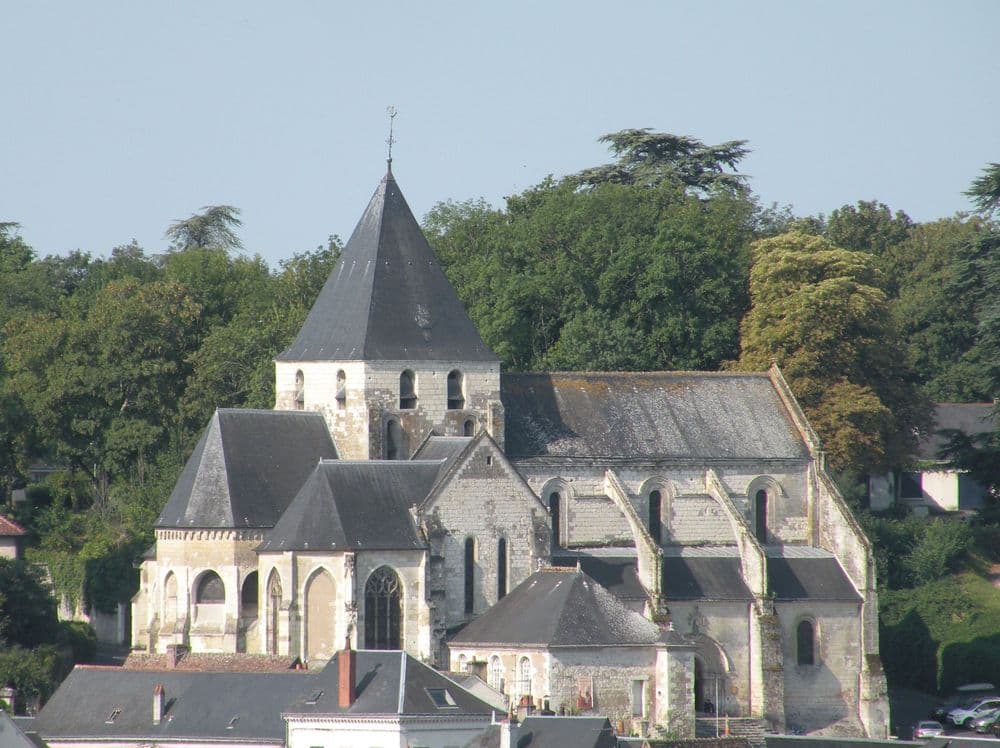 37400 Amboise_-_église_Saint-Denis_-WIKI VIGNERON .jpg