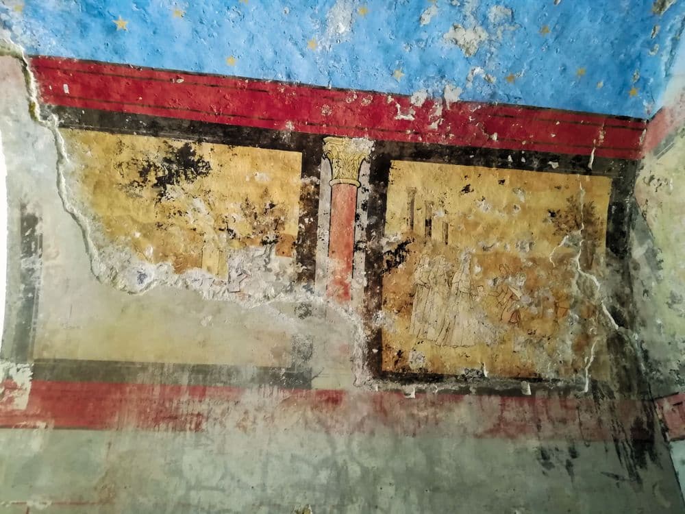 37500 CHINON Ste Radegonde Alain Montoya fresques.jpg