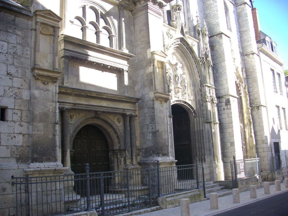 45000 ORLEANS ND DE RECOUVRANCE WIKI FAB 5669 00034.jpg