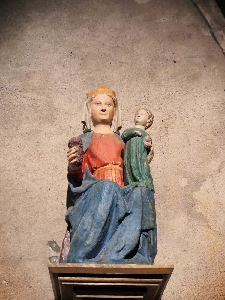 45110 CHATEAUNEUF 2020.08.29_eglise_interieur_vierge_marie_CSL_01©LD (1)LEA DAVID -1.jpeg