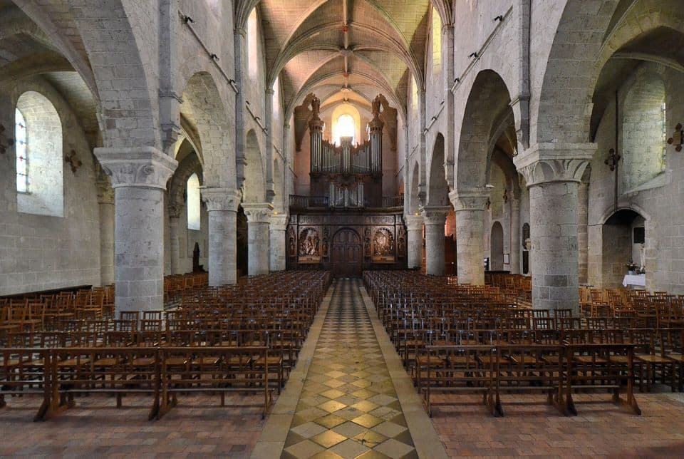 45190 beaugency-loiret---eglise-notre-dame---nef_49567830173_oFLICKr PATRICK.jpg