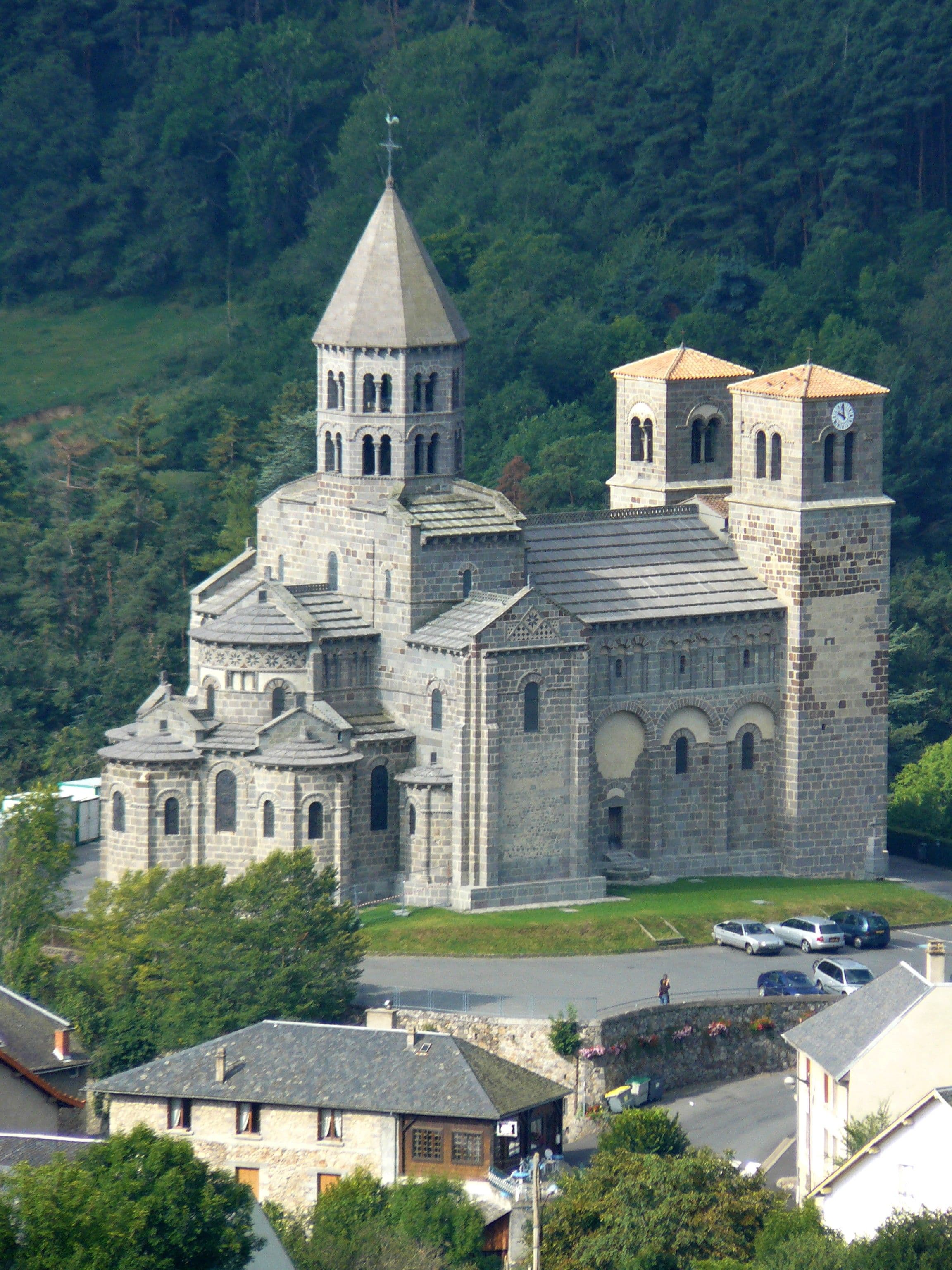 Saint-Nectaire - Église St-Nectaire