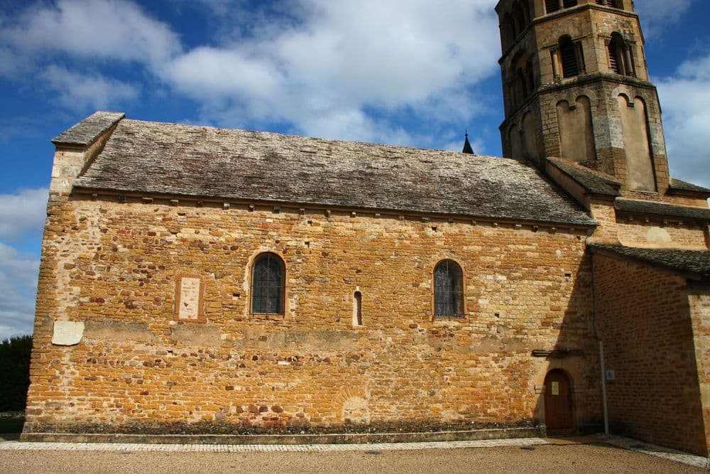 71570 eglise-saint-pierre-et-saint-paul--chnes_16602322622_oFLICKr KRISTOBALITE .jpg