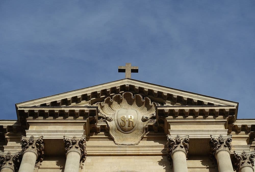 75001 Eglise_Saint-Roch_@_Rue_Saint-Honoré_@_Wiki Guilhem Vellut.jpg