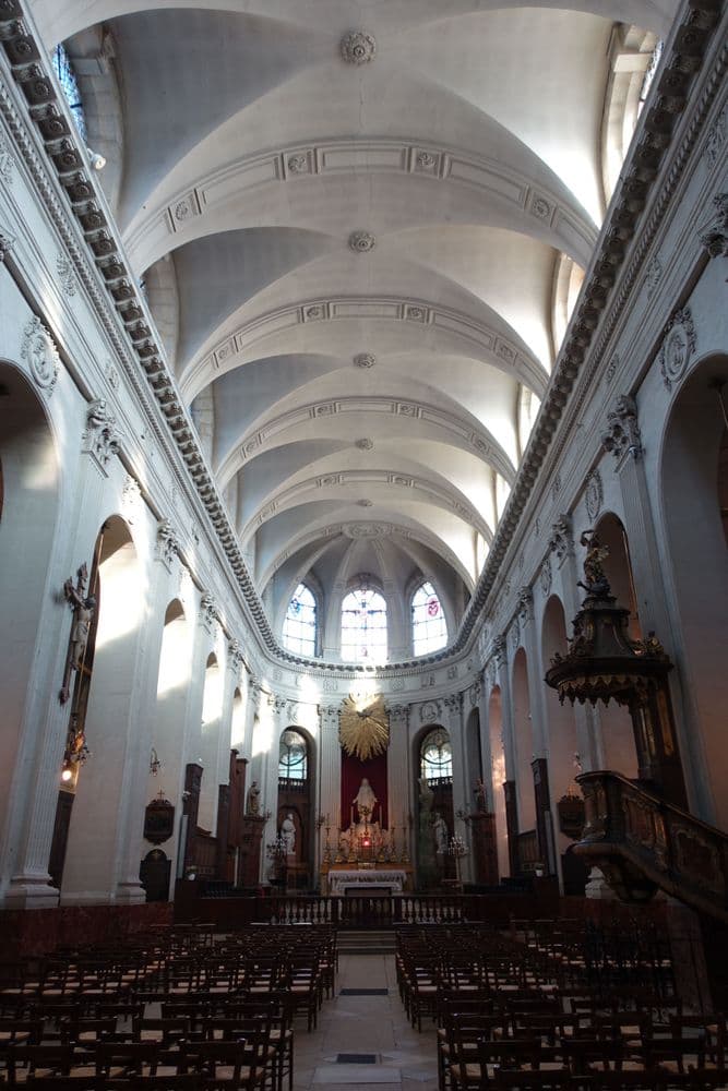 75004 BLANCS MANTEAUX FLICKr Guiklhgem Vellut glise-notre-dame-des-blancs-manteaux--marais--paris_31560013502_o.jpg