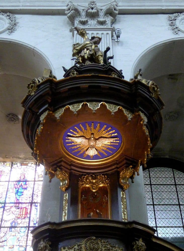 75004 BLANCS MANTEAUX P1280100_Paris_IV_eglise_ND_Blancs-Manteaux_chaire_detail_rwkWiki MBZT .jpg