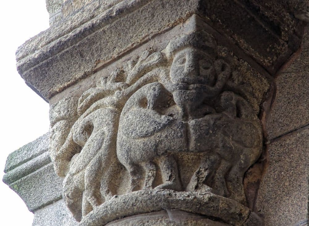 87400 saint-lonard-de-noblat-collgiale-Georges Soulier chapiteau.jpg