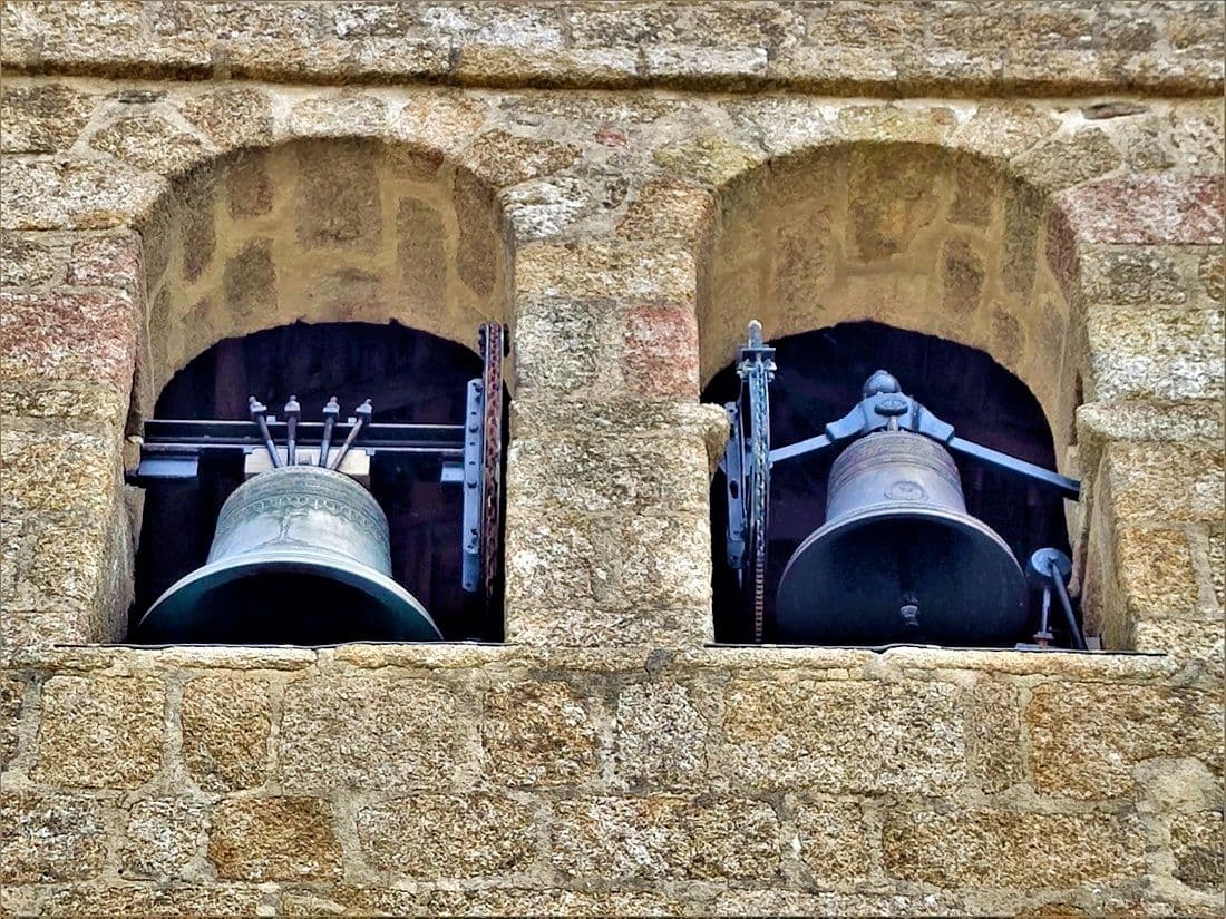 87700 SAINT YRIEIX Paul Pérucaud cloches.jpg