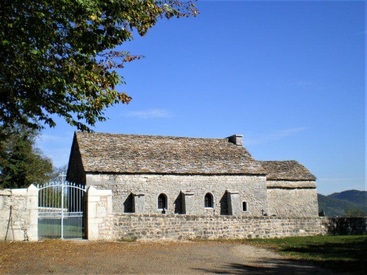Corveissiat - Église Saint-Maurice d'Échazeaux