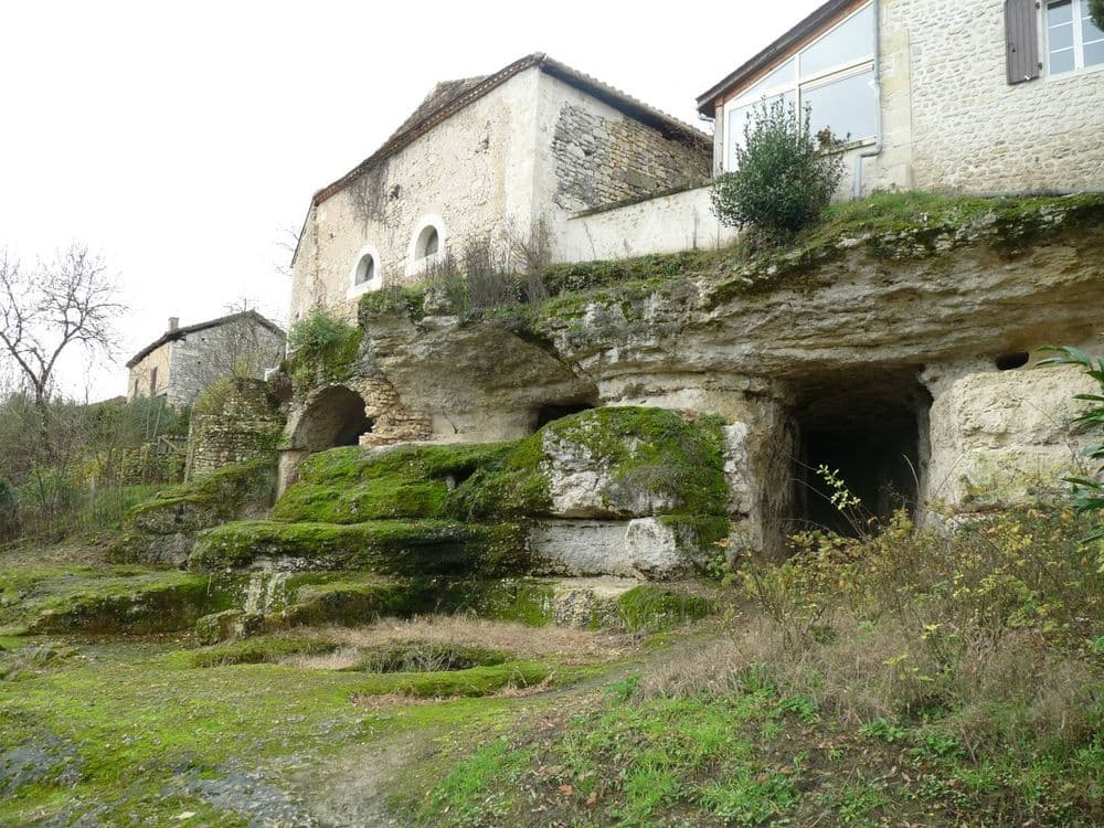 Gurat_troglo1 WIKI Jack ma.jpg