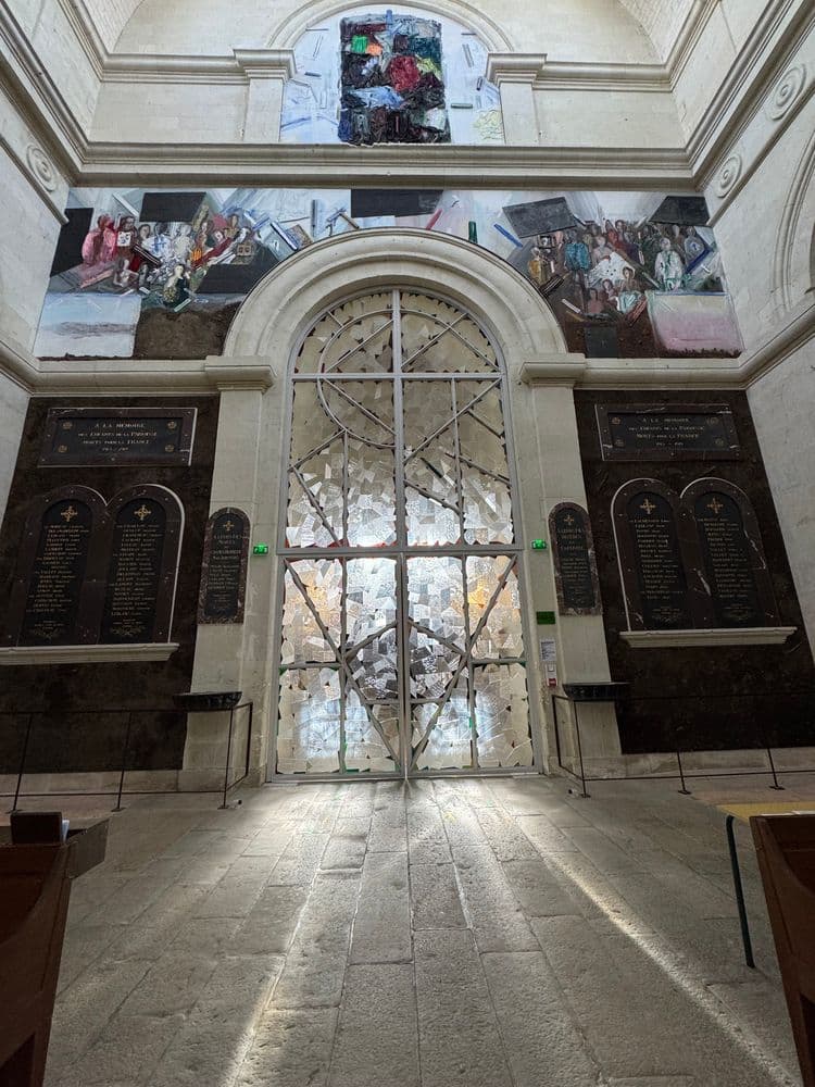 Porte de la Paix - copie.jpg