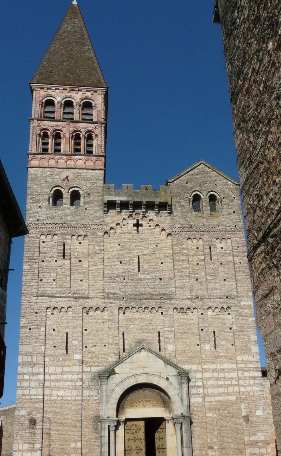 Tournus - Abbatiale Saint-Philibert