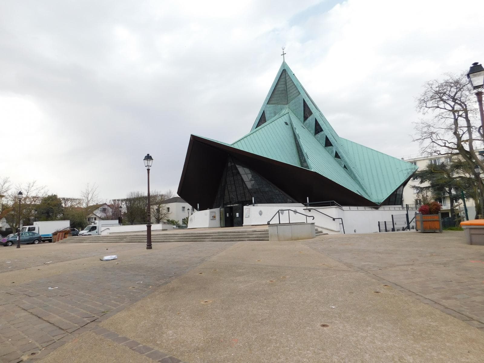 Saint-Cloud - Église Stella Matutina